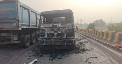 कानपुर में दर्दनाक हादसा: पिकअप और ट्राला की आमने-सामने भिड़ंत, गाड़ियों में लगी आग…दो की जलकर मौत